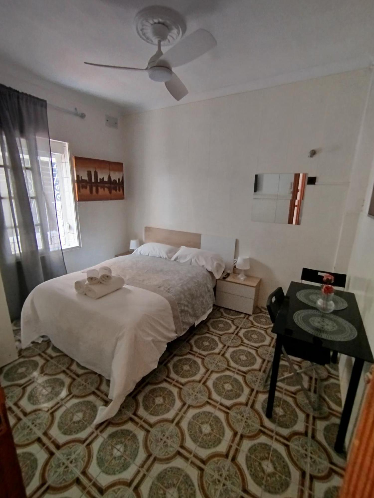 Malaga Center Rooms Exterior foto